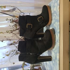 Mossimo Size 7 Ankle Boots